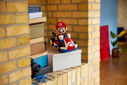 Il Mario costruibile fa una bella figura come pezzo da esposizione sullo scaffale.