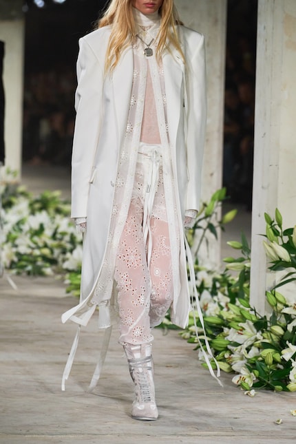 Ann Demeulemeester Frühling/Sommer 25.