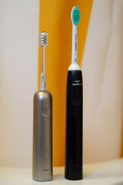 Rispetto al Philips Sonicare Series 3100, il Wave è più compatto.