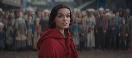 Blanche-Neige s’invite dans « Le Petit Chaperon Rouge ».