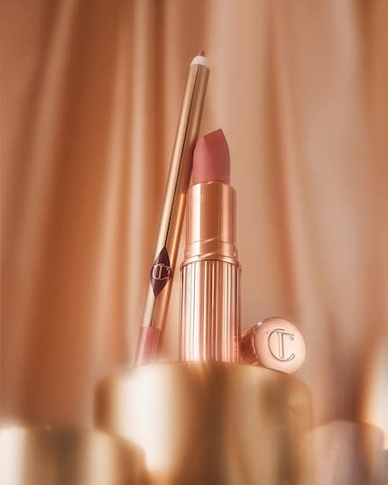 Zum Lippenstift gibt es natürlich auch den gleichnamigen Lipliner.