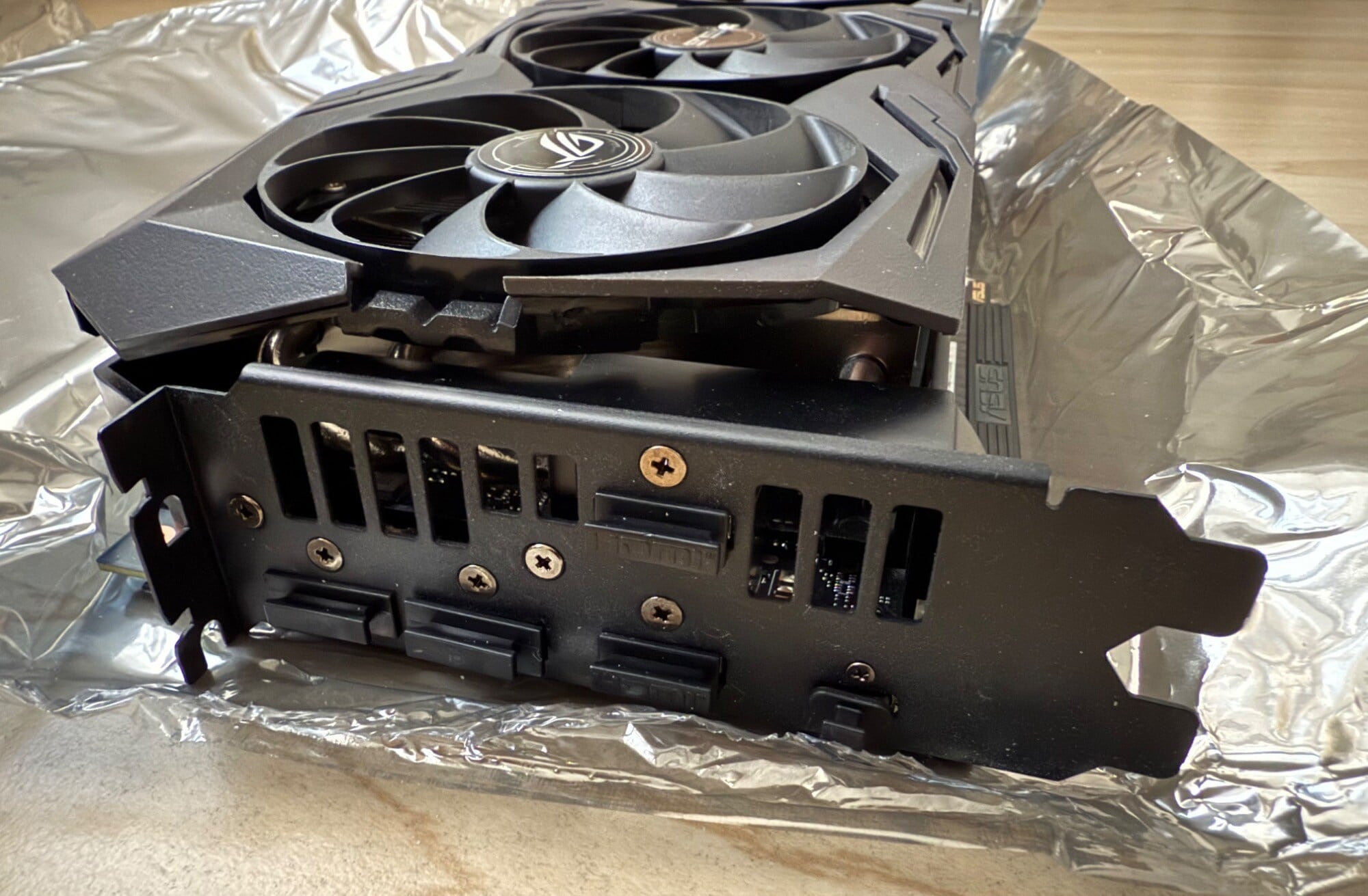 Produktbild ASUS GeForce RTX 2070S ROG Strix O8G Gaming (8 GB)
