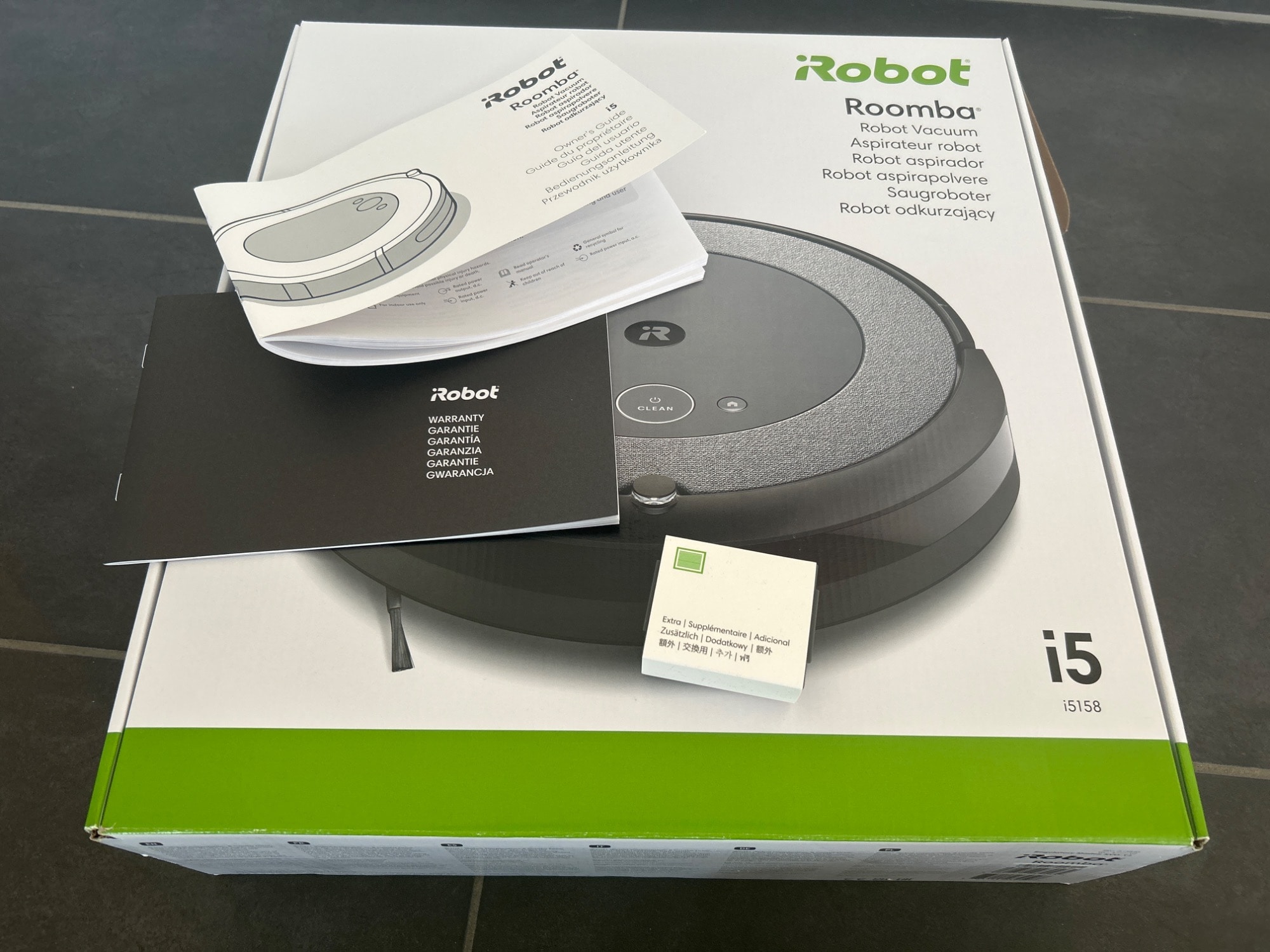 Produktbild iRobot Roomba i5 (Saugroboter)