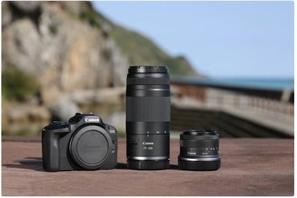 The Canon RF 75-300 mm F4-5.6 will also be available to buy in kits.