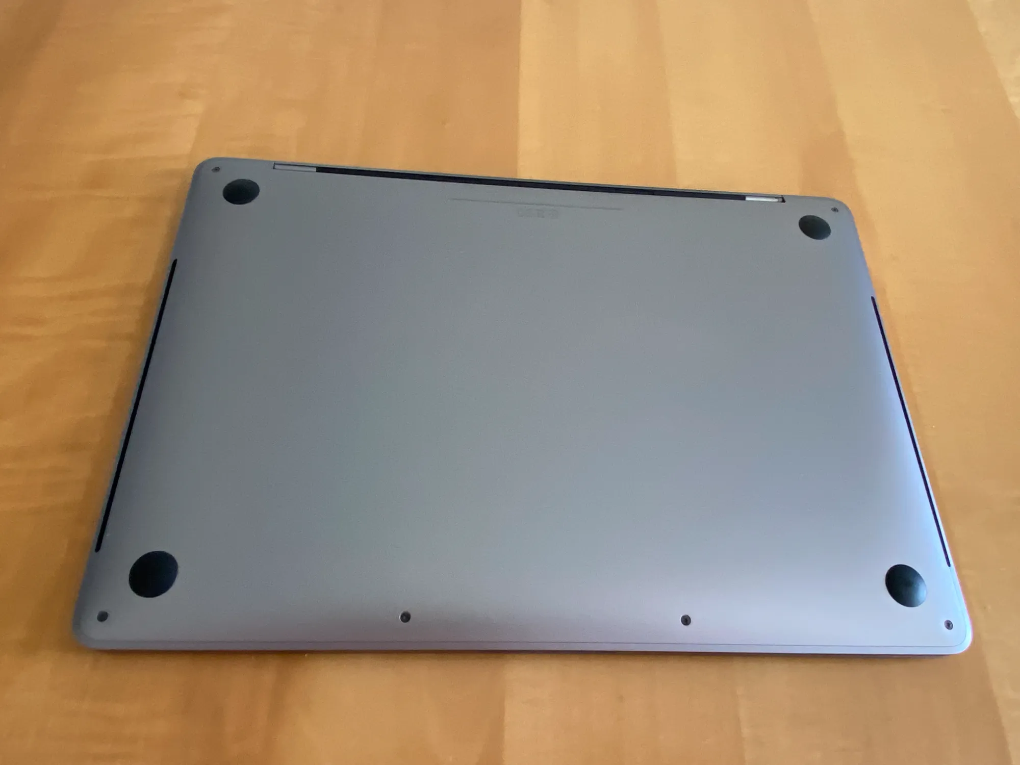 Produktbild Apple MacBook Pro 13 – 2018 (13.30", Intel Core i5-8259U, 8 GB, 256 GB, CH)