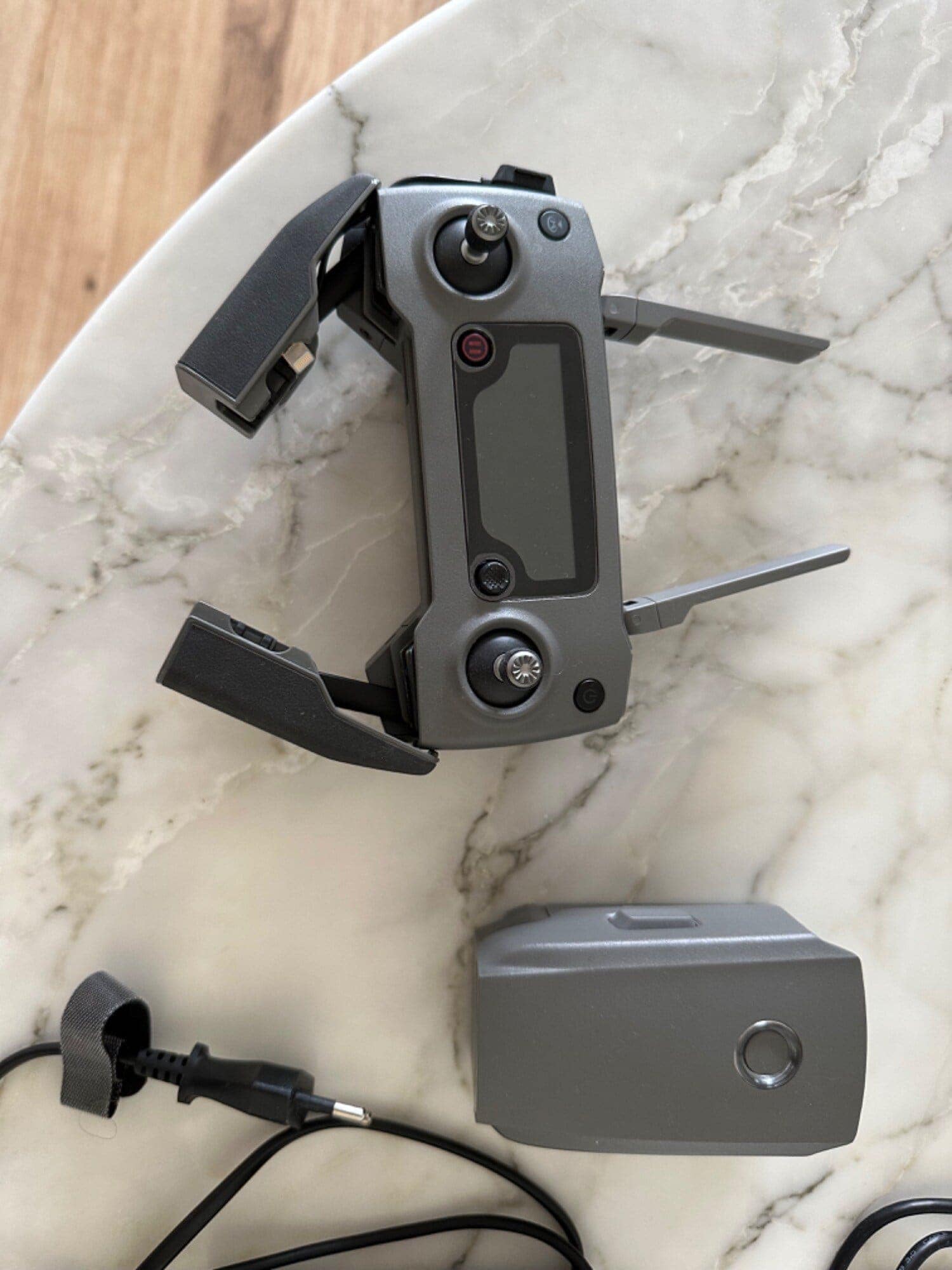 Actual product image DJI Mavic 2 Pro (31 min, 907 g, 20 Mpx)