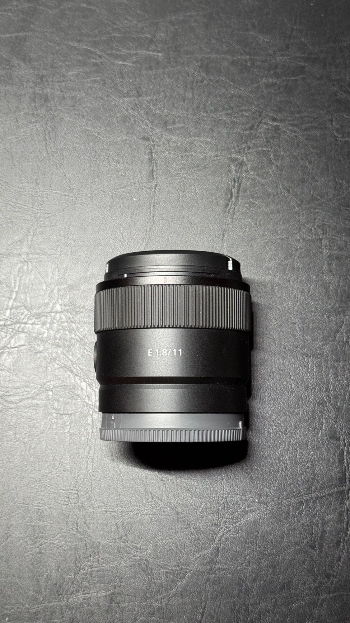 Produktbild Sony E 11mm f/1.8 (Sony E, APS-C / DX)