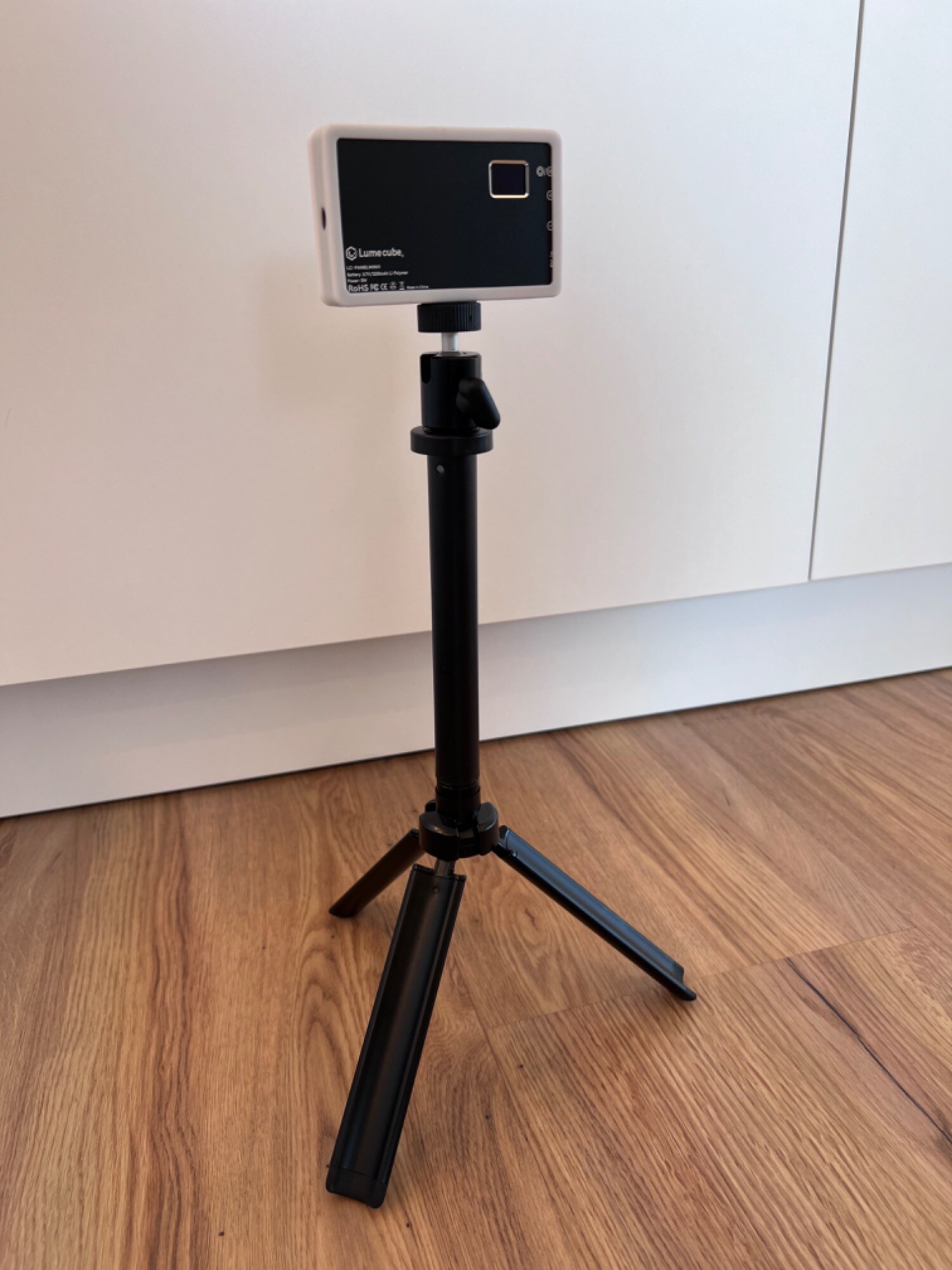 Produktbild Lume Cube Desktop Light Stand (Metall)