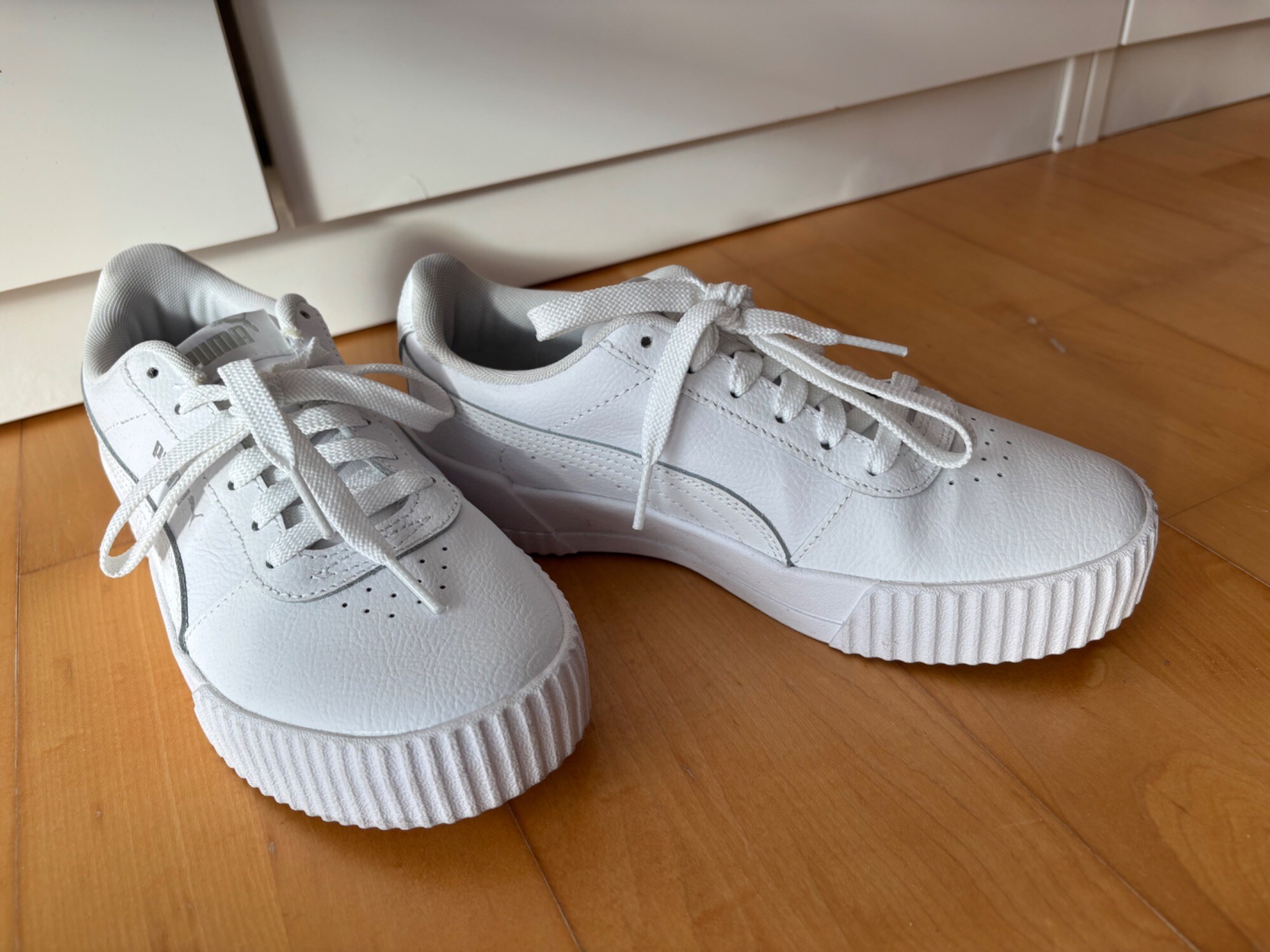 Produktbild Puma Carina (36)