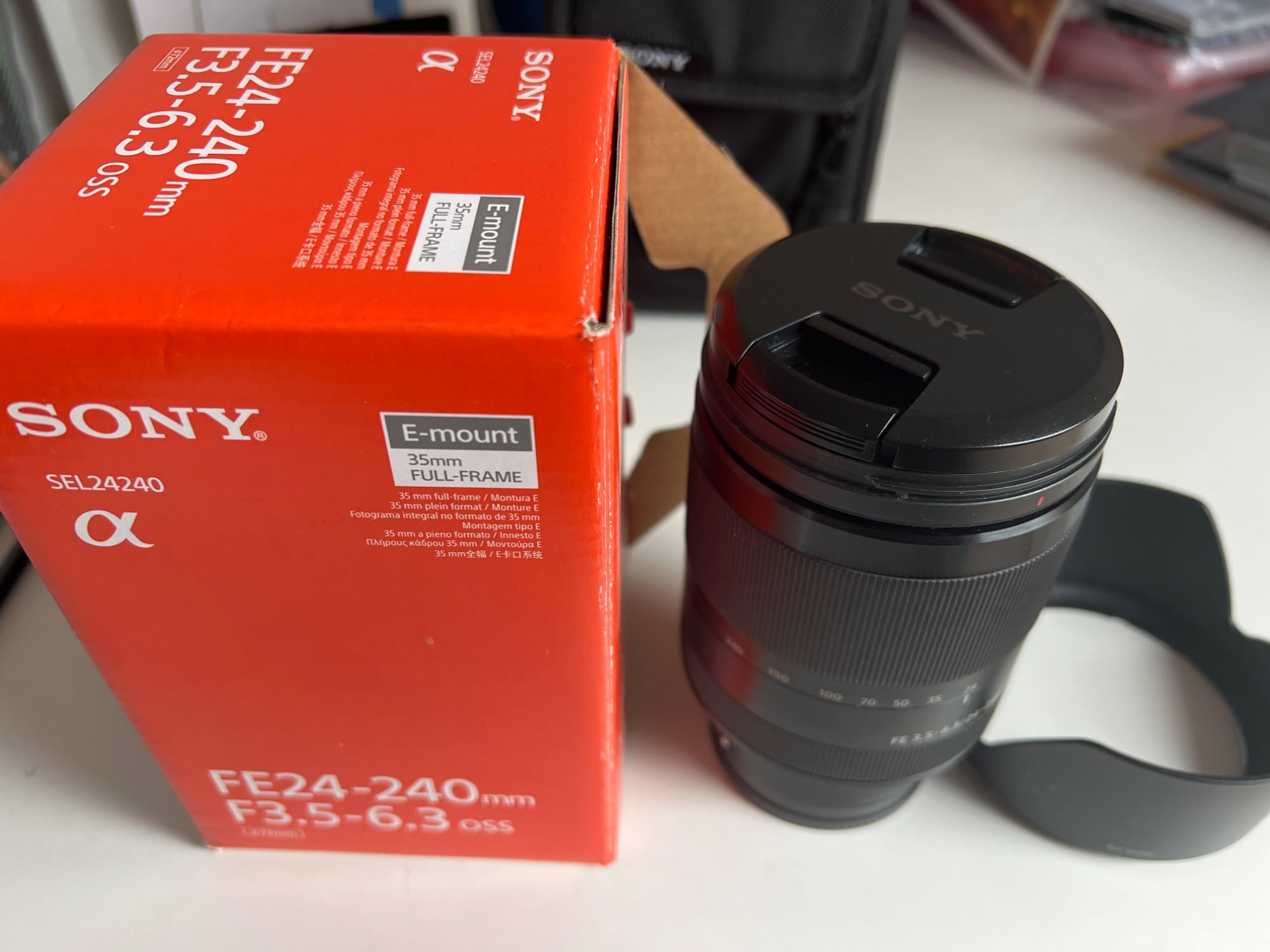 Produktbild Sony FE 24-240mm f/3.5-6.3 OSS (Sony E, Vollformat)