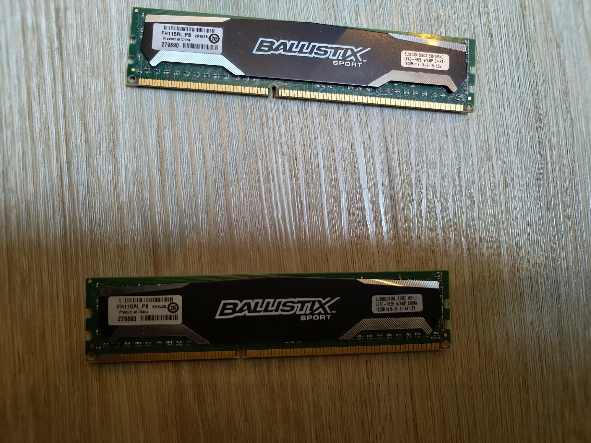 Actual product image Crucial Ballistix Sport (2 x 8GB, 1600 MHz, DDR3-RAM, DIMM)