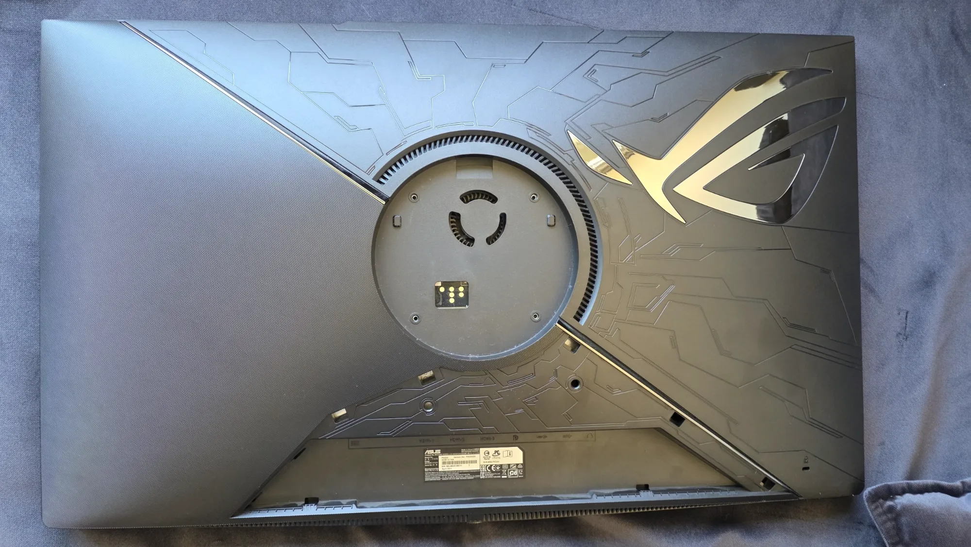 Produktbild ASUS ROG Swift PG32UQX (3840 x 2160 Pixel, 32")