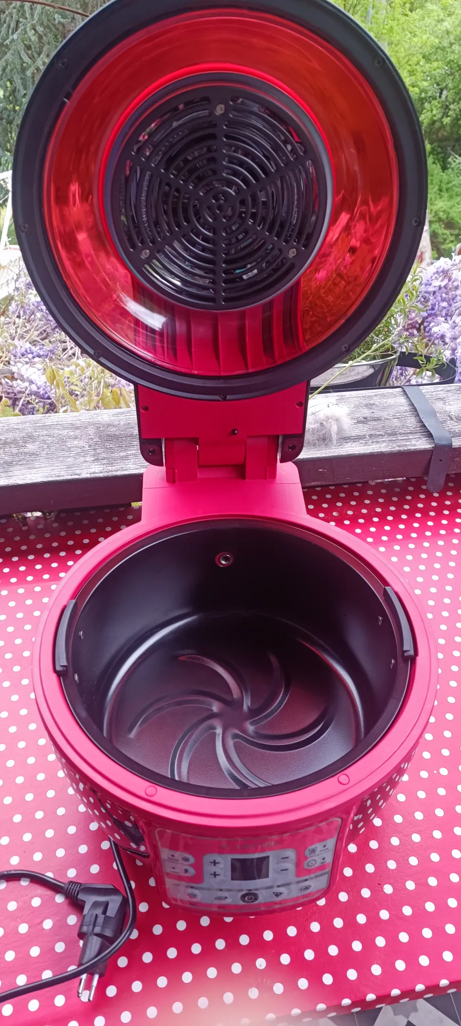 Produktbild Klarstein VitAir Turbo Heissluftfritteuse, Rot/Schwarz