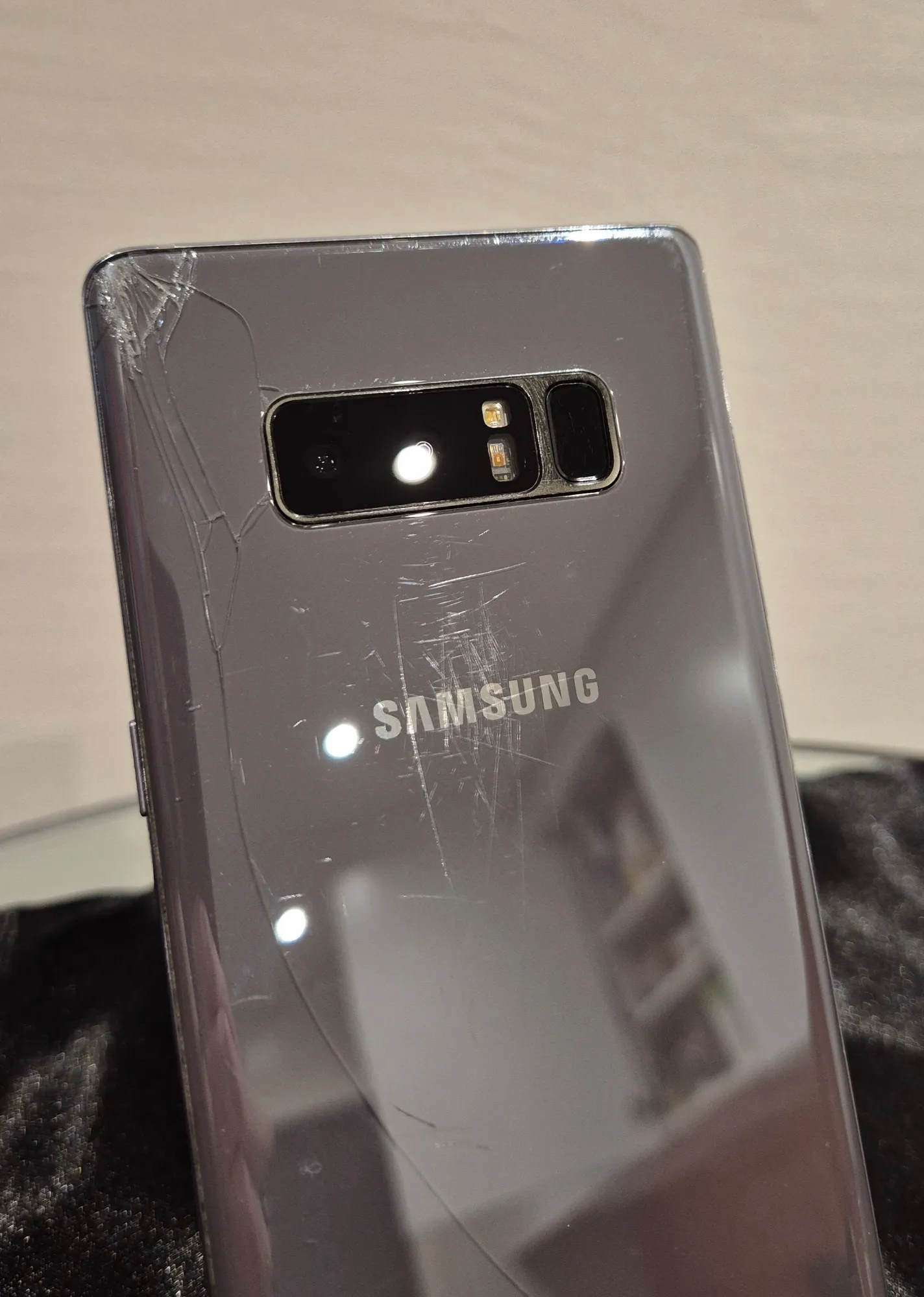 Image du produit Samsung Galaxy Note8 (128 Go, Gris Orchidée, 6.30", Double SIM hybride, 12 Mpx, 4G)