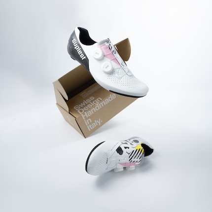 Developed in Switzerland, handmade in Italy: the Orso road cycling shoe.