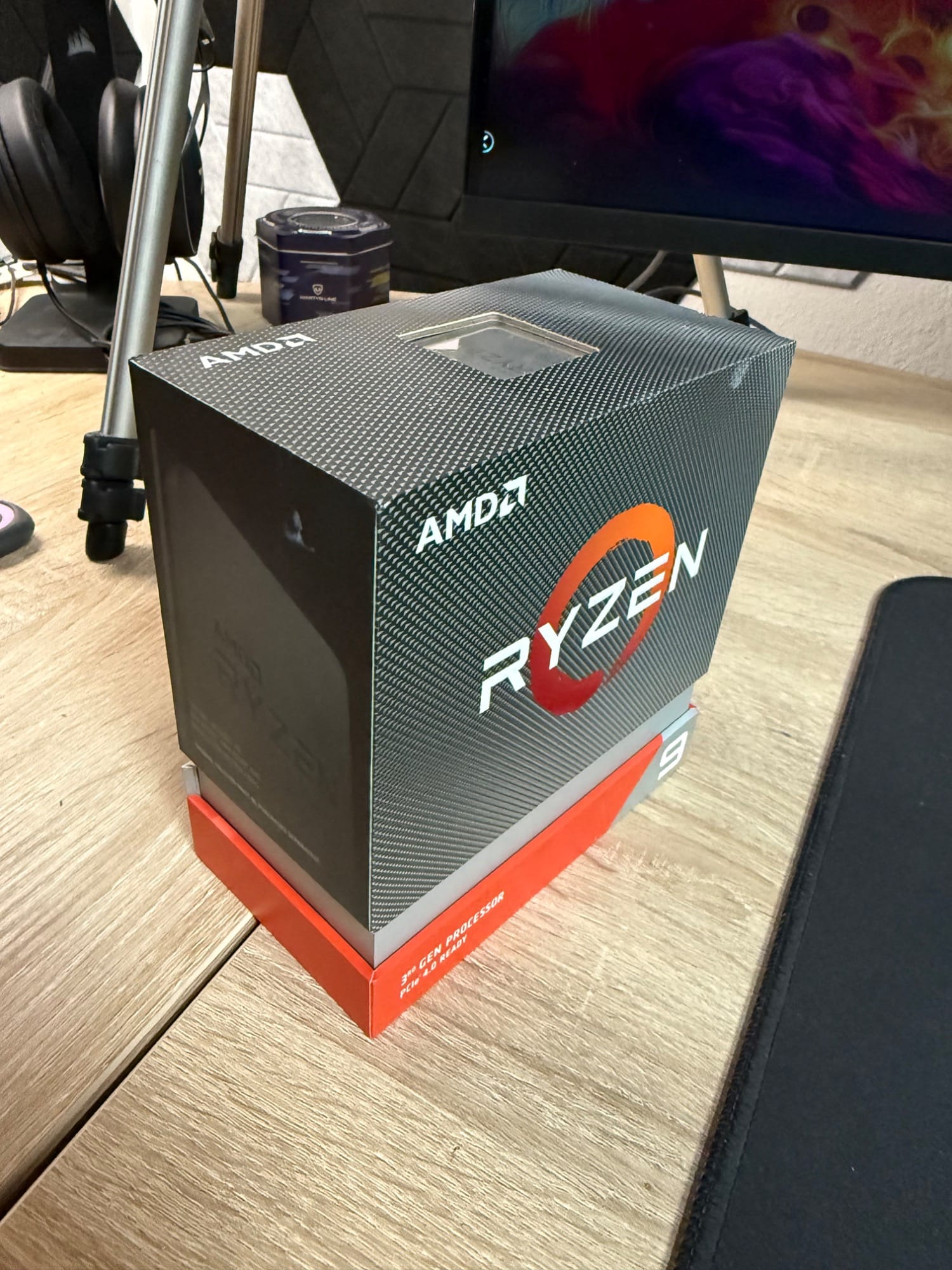 Produktbild AMD Ryzen 9 3950X (AM4, 3.50 GHz, 16 -Core)
