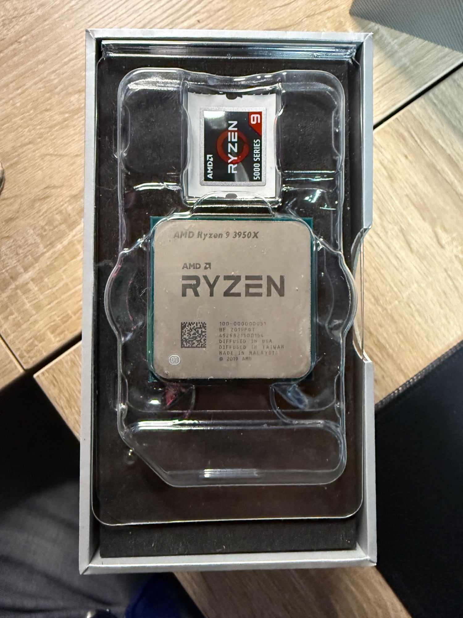 Produktbild AMD Ryzen 9 3950X (AM4, 3.50 GHz, 16 -Core)