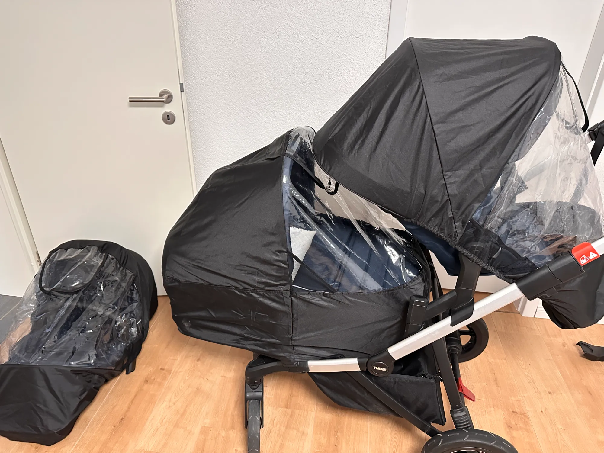 Produktbild Thule Sleek + Bassinet