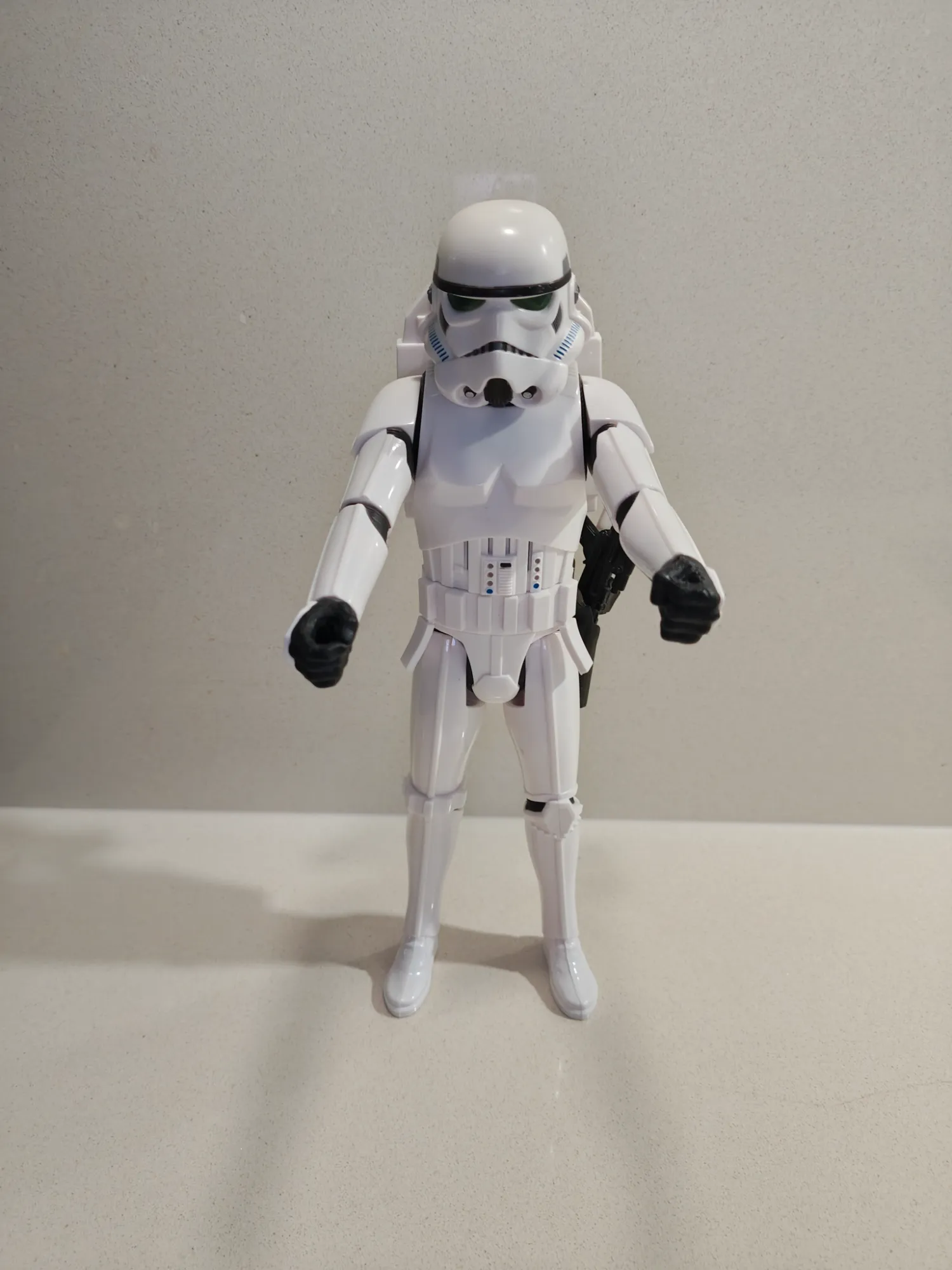 Immagine prodotto Hasbro Star Wars Rogue One - Stormtrooper Imperiale Interattivo IT
