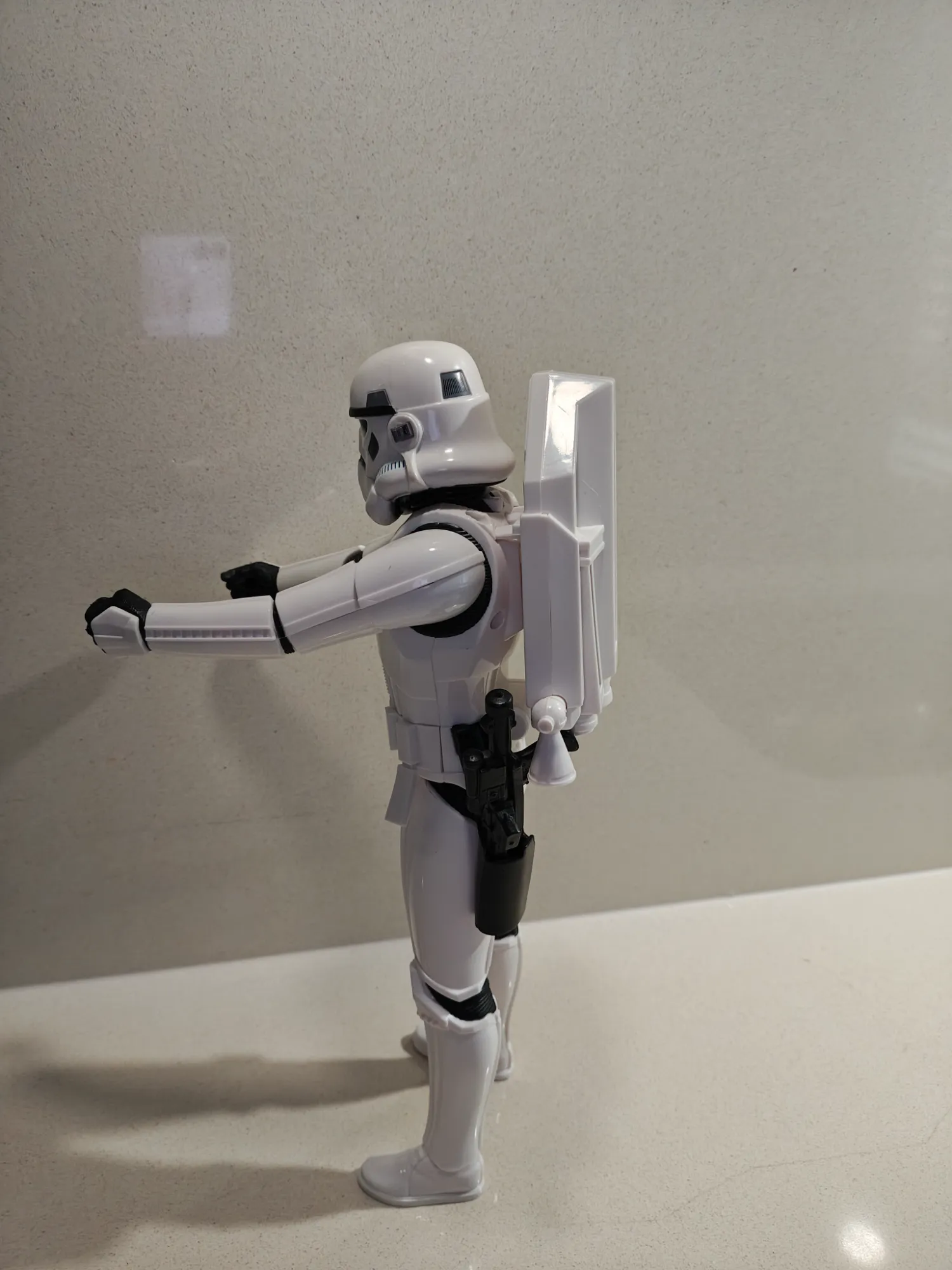 Immagine prodotto Hasbro Star Wars Rogue One - Stormtrooper Imperiale Interattivo IT