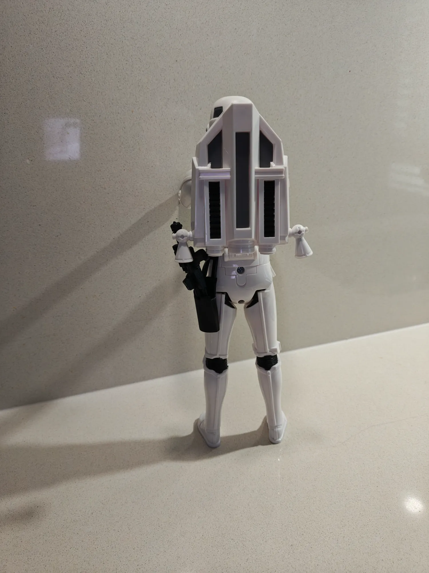 Immagine prodotto Hasbro Star Wars Rogue One - Stormtrooper Imperiale Interattivo IT