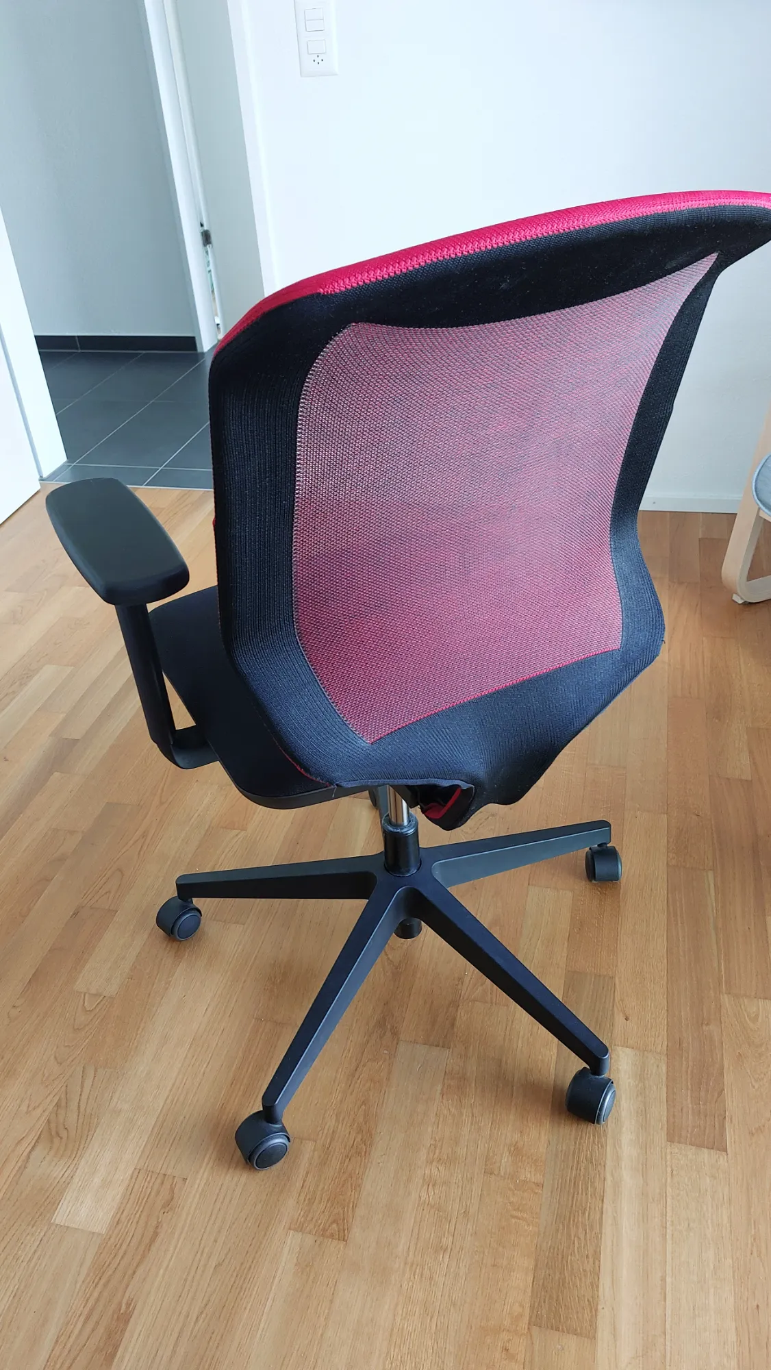 Produktbild Giroflex 434 Chair 2 Go mit Armlehnen