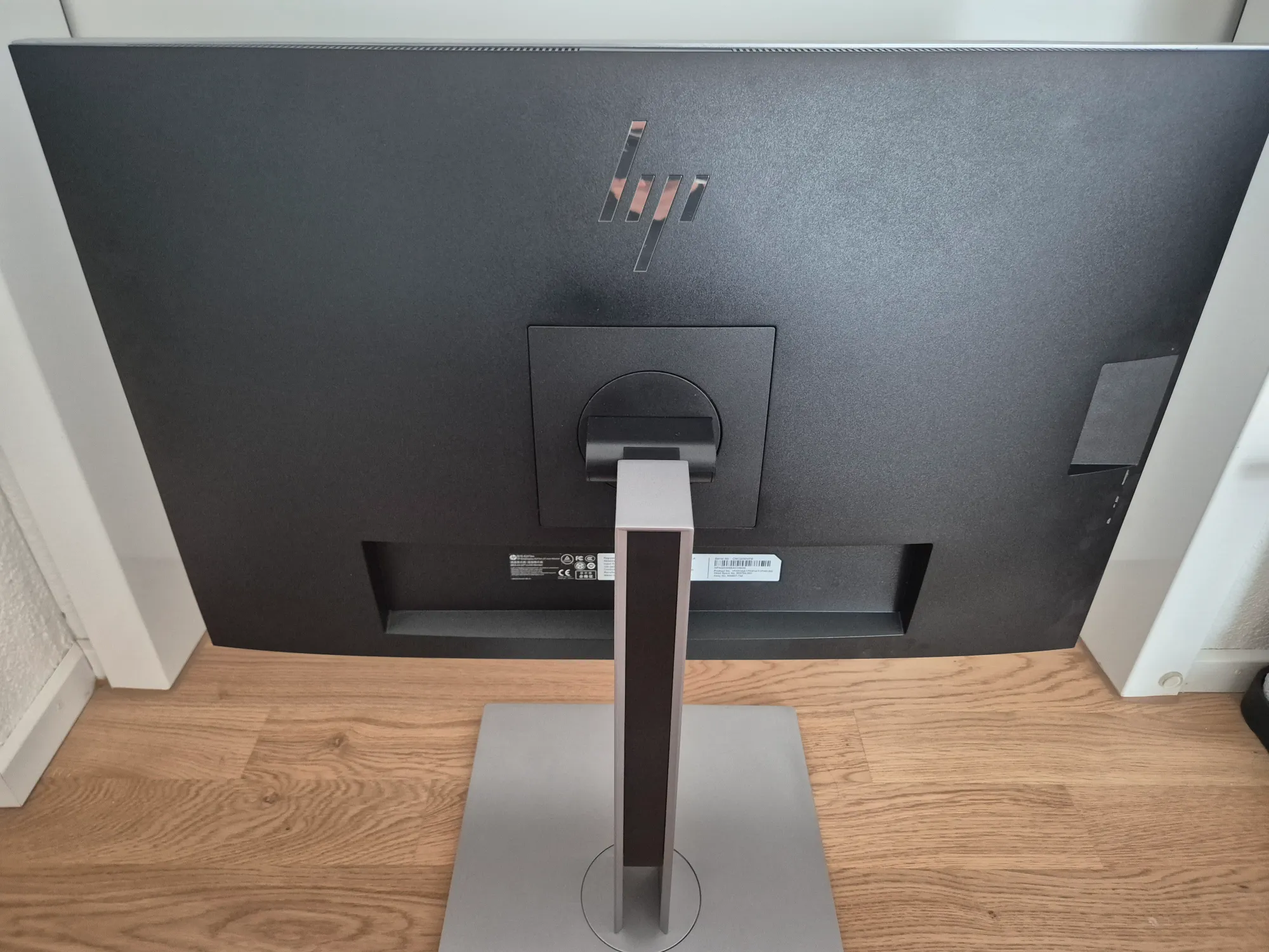 Image du produit HP EliteDisplay E273m - 27 pouces 1920 x 1080 Full HD AG, IPS, USB-C (1920 x 1080 pixels, 27")