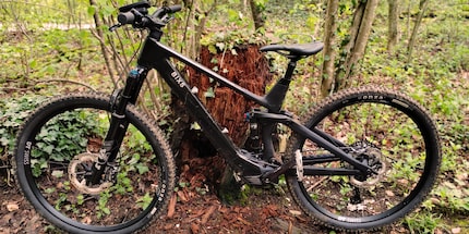 Le tout nouveau VTT électrique léger Sign E-13 de Bixs.