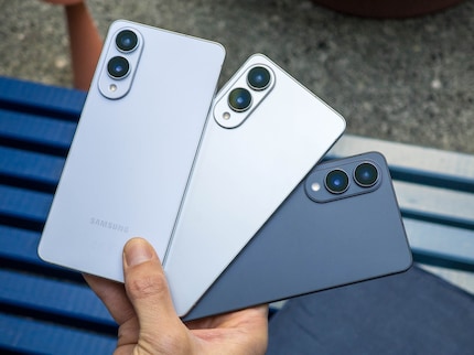 The three colour variants of the Galaxy S25 Edge