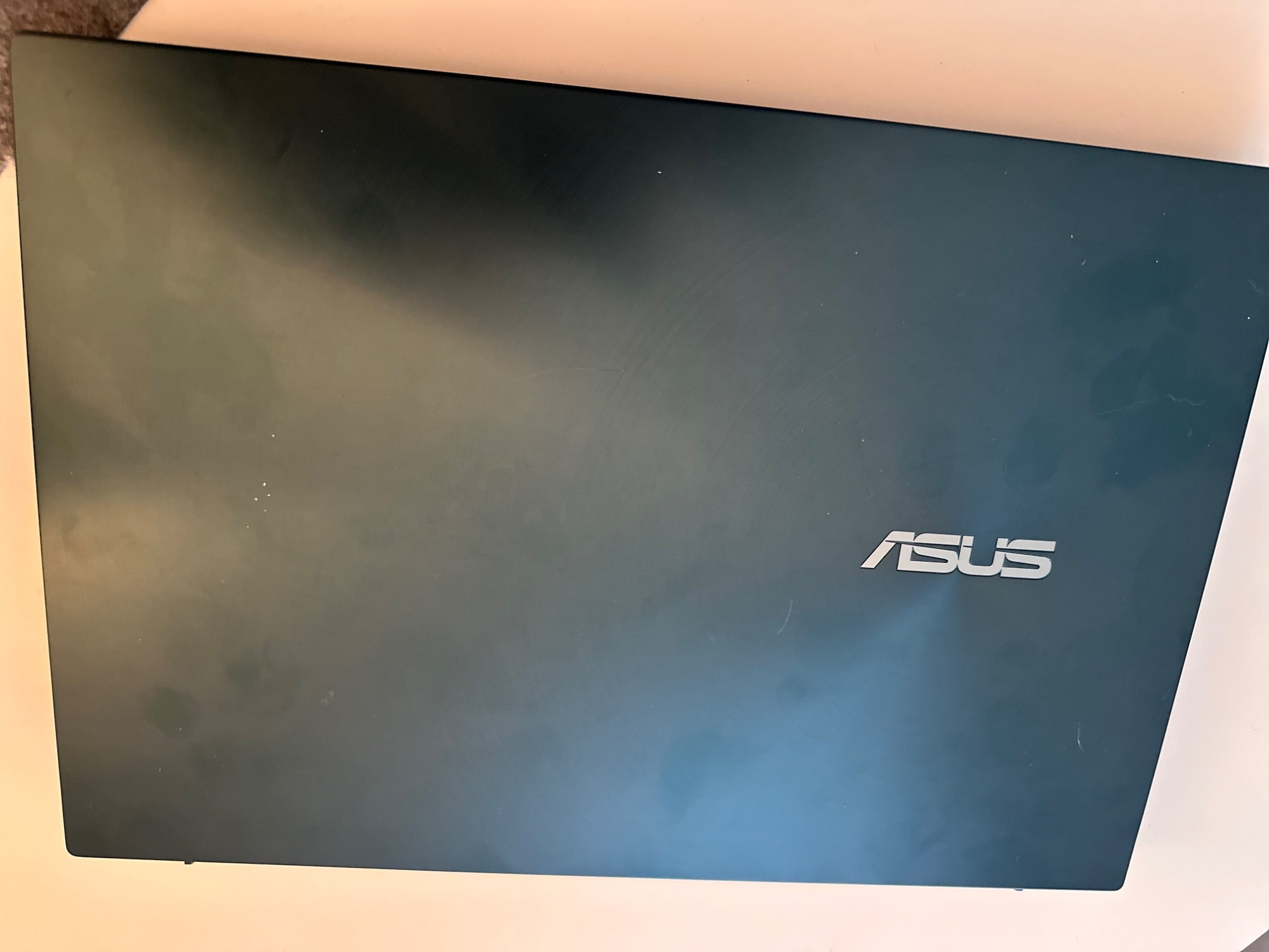 Actual product image ASUS ZenBook Duo (14", Intel Core i7-10510U, 16 GB, 1000 GB, CH)