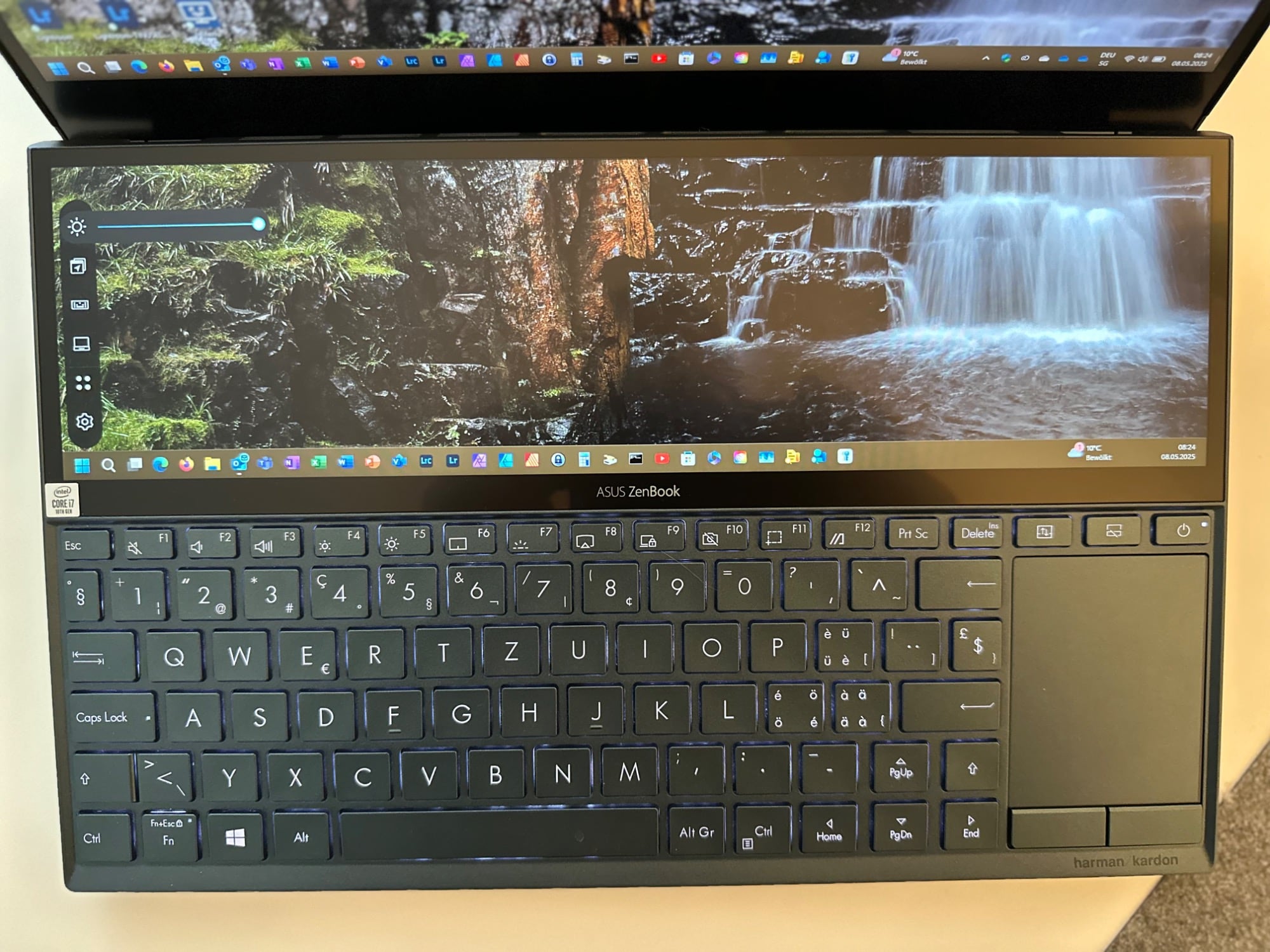 Actual product image ASUS ZenBook Duo (14", Intel Core i7-10510U, 16 GB, 1000 GB, CH)