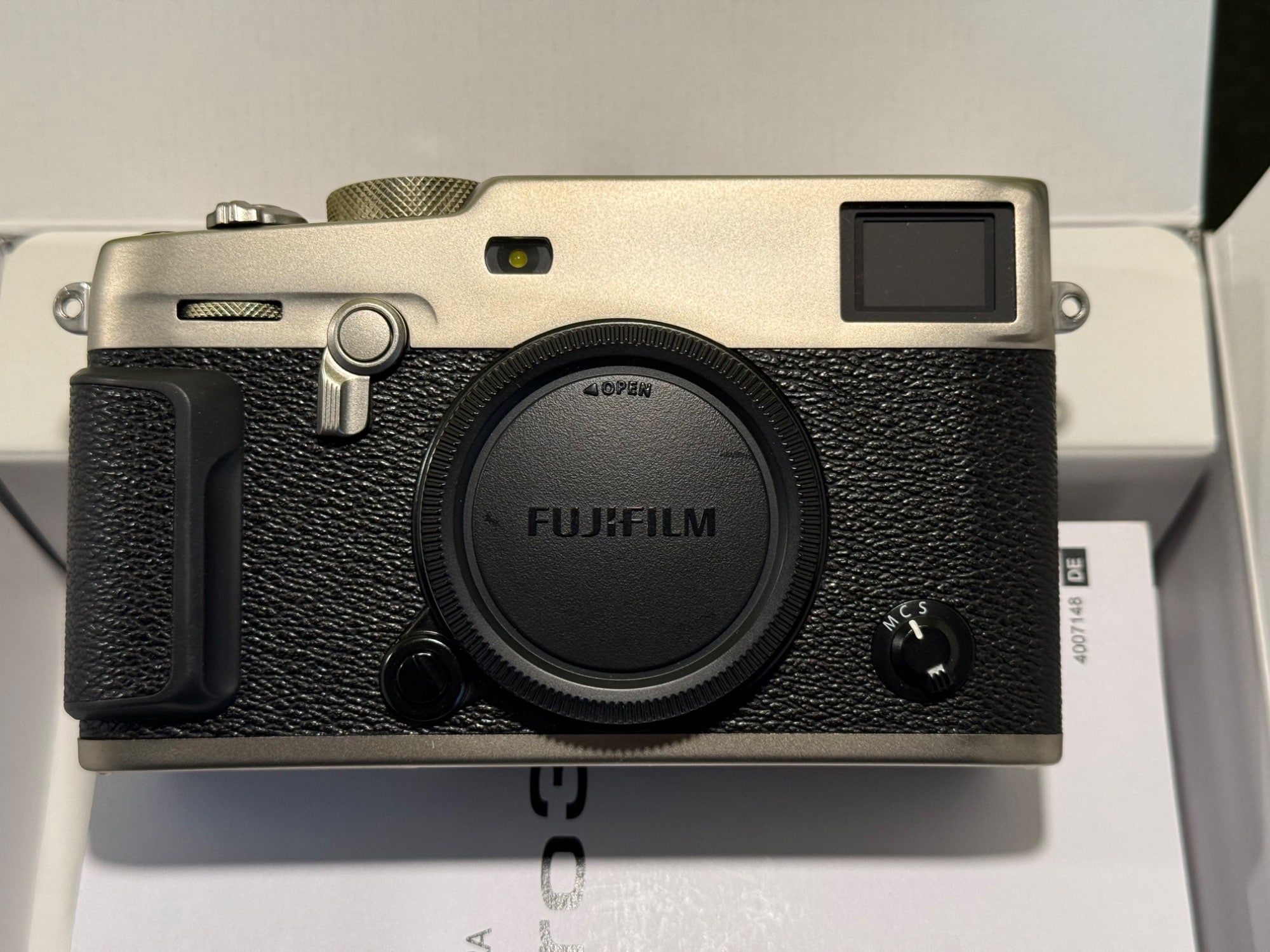 Produktbild Fujifilm X-Pro3 (26.10 Mpx, APS-C / DX)