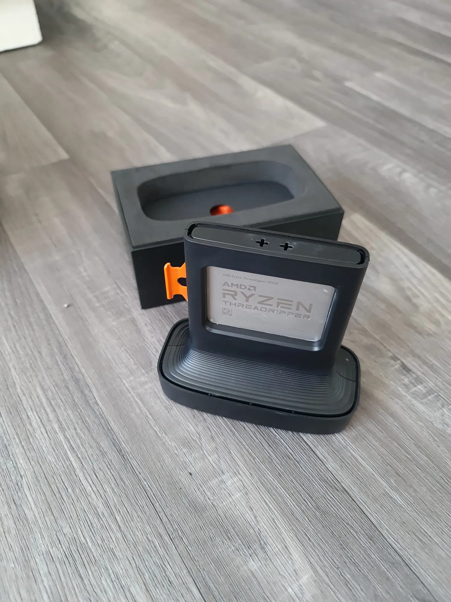 Immagine prodotto AMD Ryzen Threadripper 3960X (TRX4, 3.80 GHz, 24 -Core)