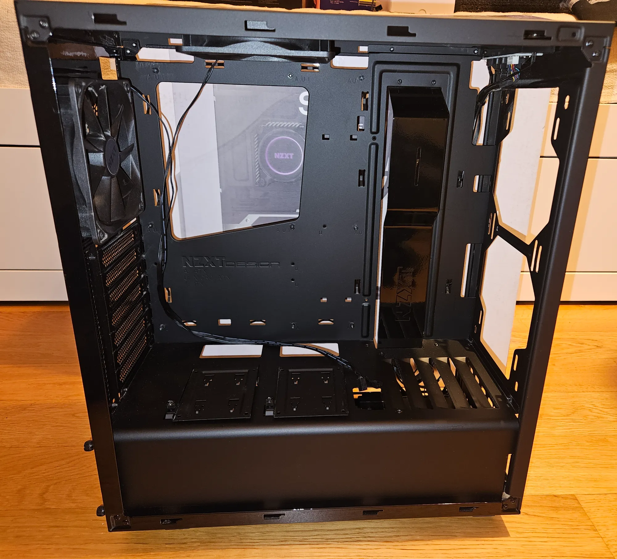 Immagine prodotto NZXT Fonte 340 (ATX, mATX, Mini-ITX)
