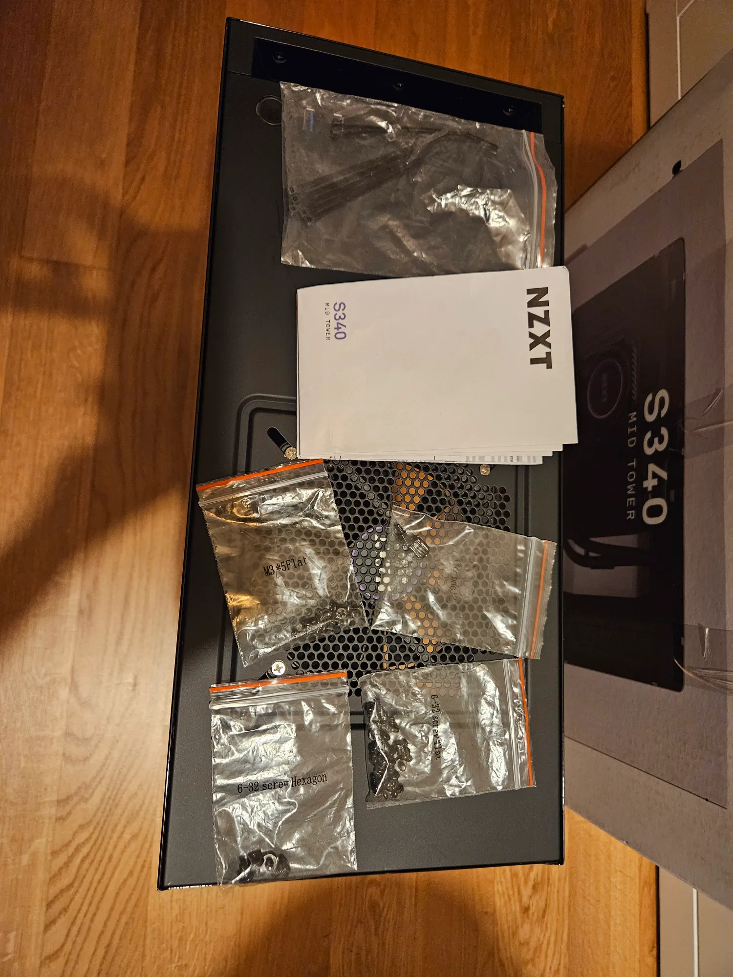 Immagine prodotto NZXT Fonte 340 (ATX, mATX, Mini-ITX)