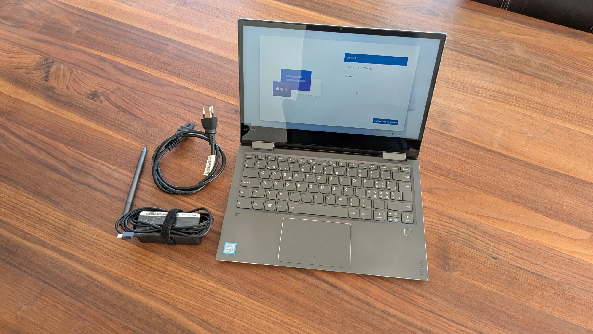 Produktbild Lenovo Yoga 720-13IKBR (13.30", Intel Core i5-8250U, 8 GB, 256 GB, CH)
