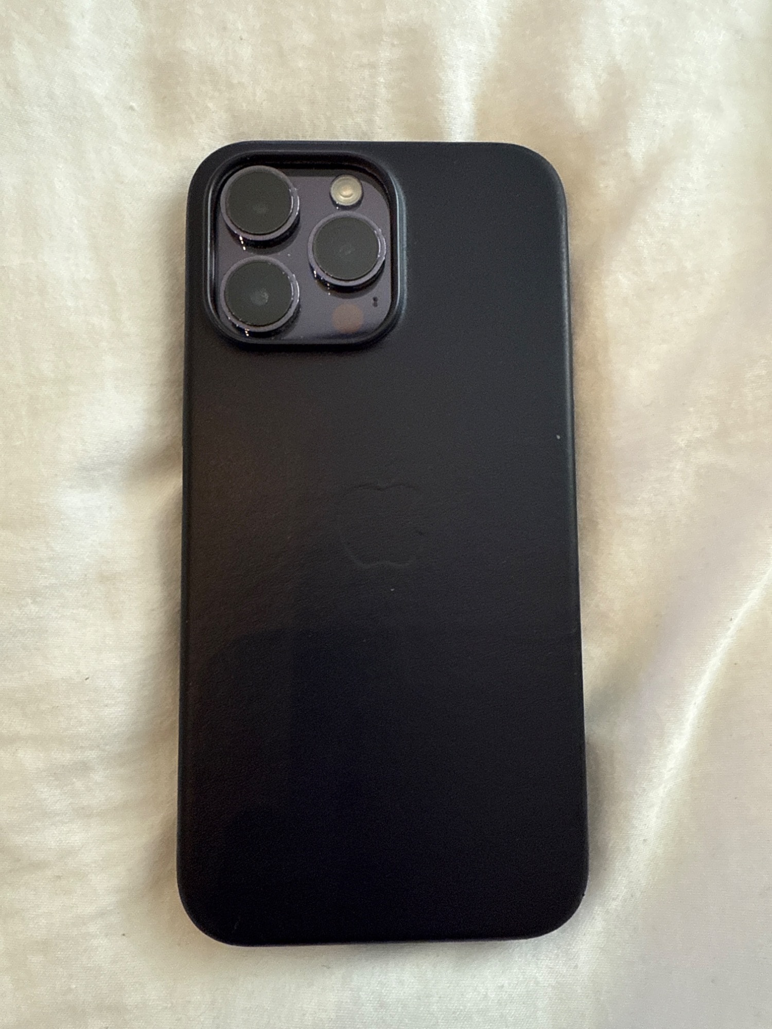Produktbild Apple iPhone 14 Pro Max (256 GB, Deep Purple, 6.70", SIM + eSIM, 48 Mpx, 5G)