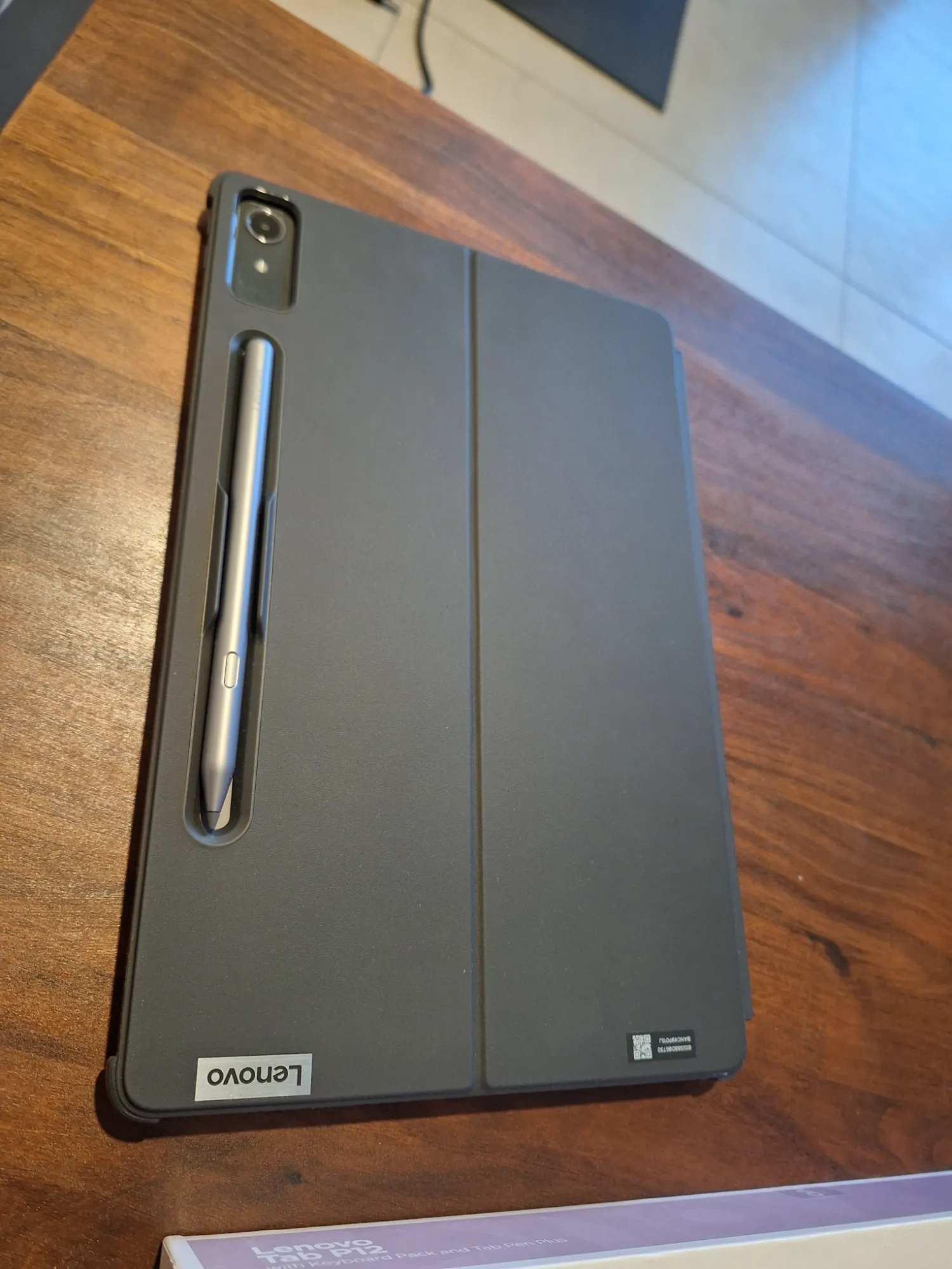 Produktbild Lenovo Tab P12 (nur WLAN, 12.70", 256 GB, Storm Grey)