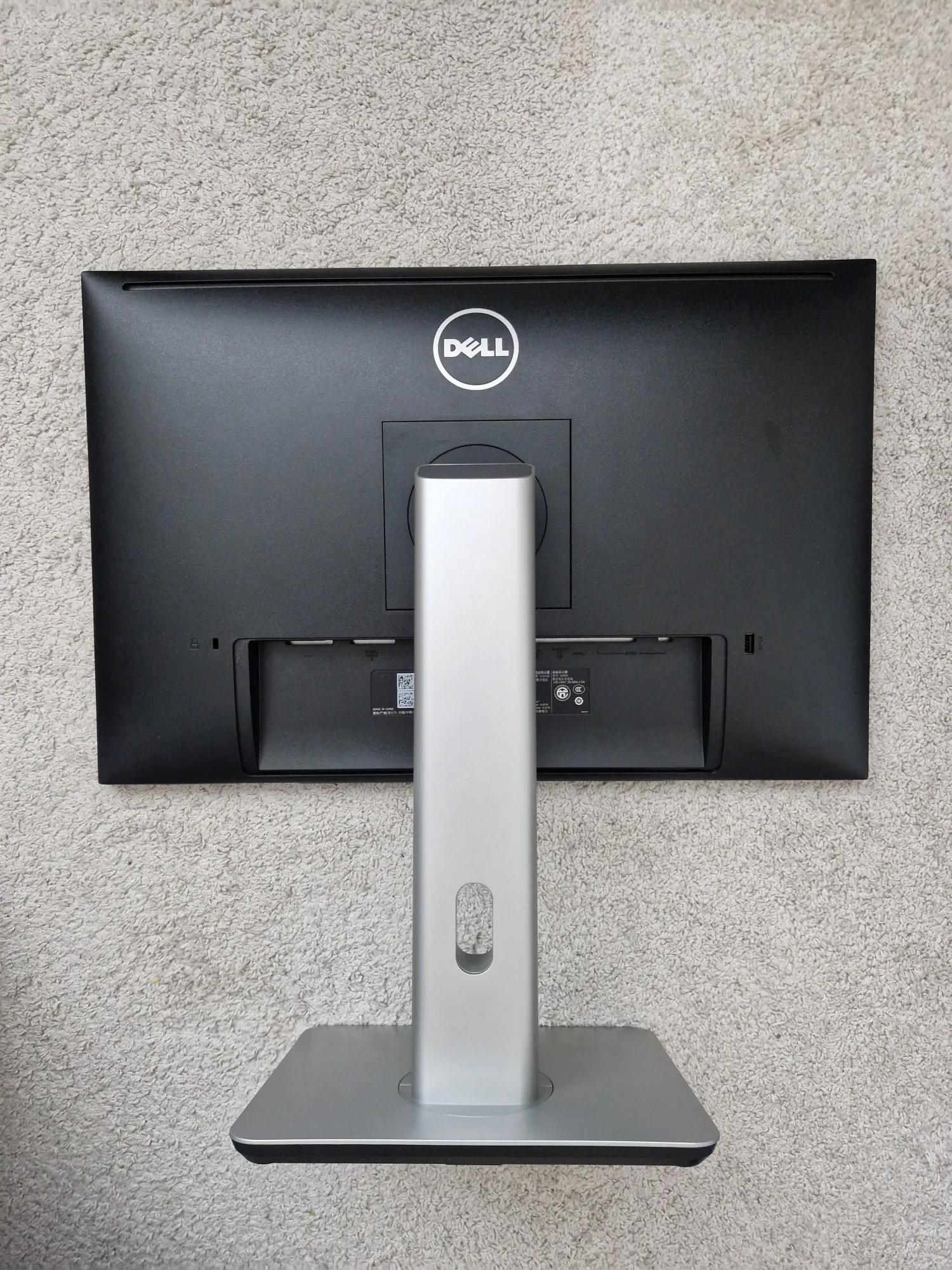 Produktbild Dell UltraSharp U2415 (1920 x 1200 Pixel, 24")