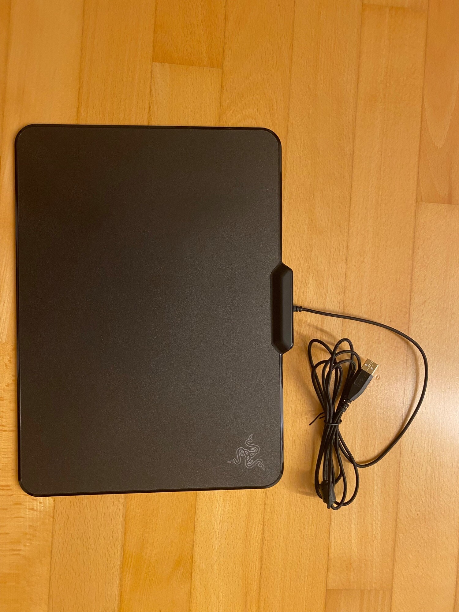 Produktbild Razer Firefly Hard Edition (L)