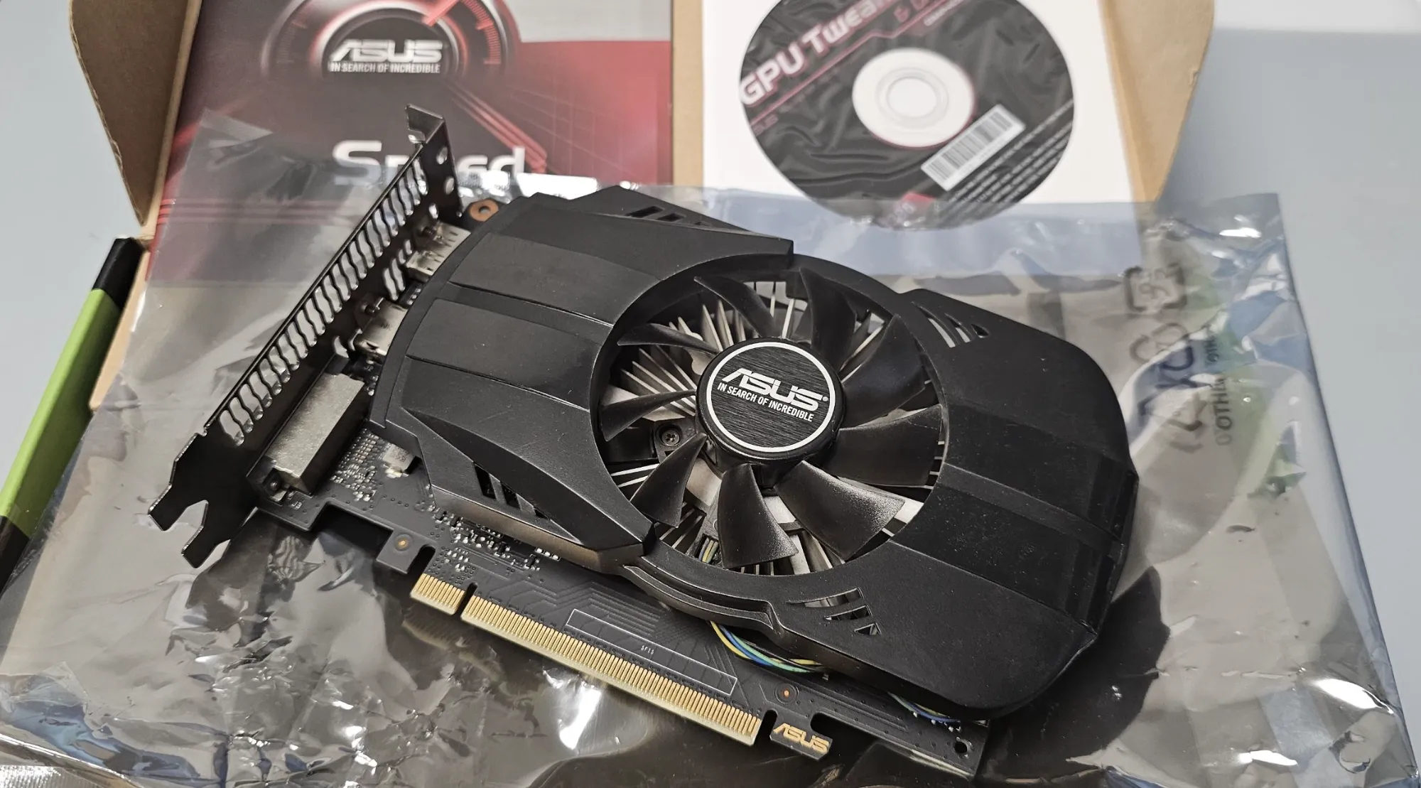 Immagine prodotto ASUS PHOENIX GeForce GTX 1050 Ti 4G (4 GB)