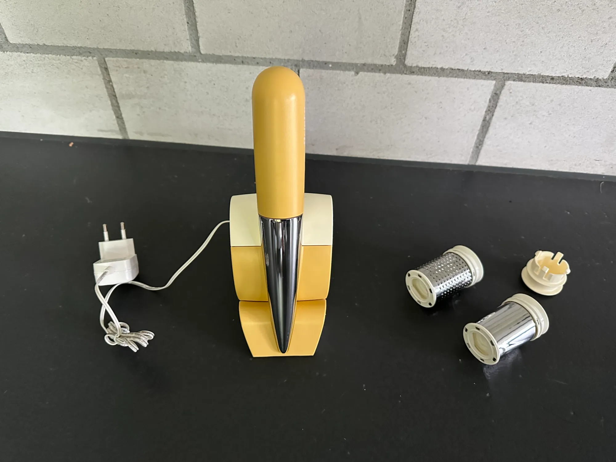 Image du produit Ariete 0457 Râpe électrique, plastique Sable