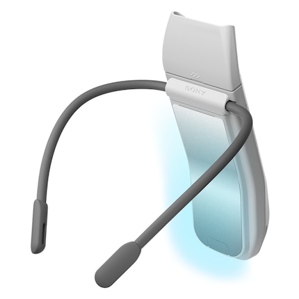 Le Reon Pocket Pro se porte avec un tour de cou et refroidit ou réchauffe directement au niveau de la zone de contact (zone bleutée).