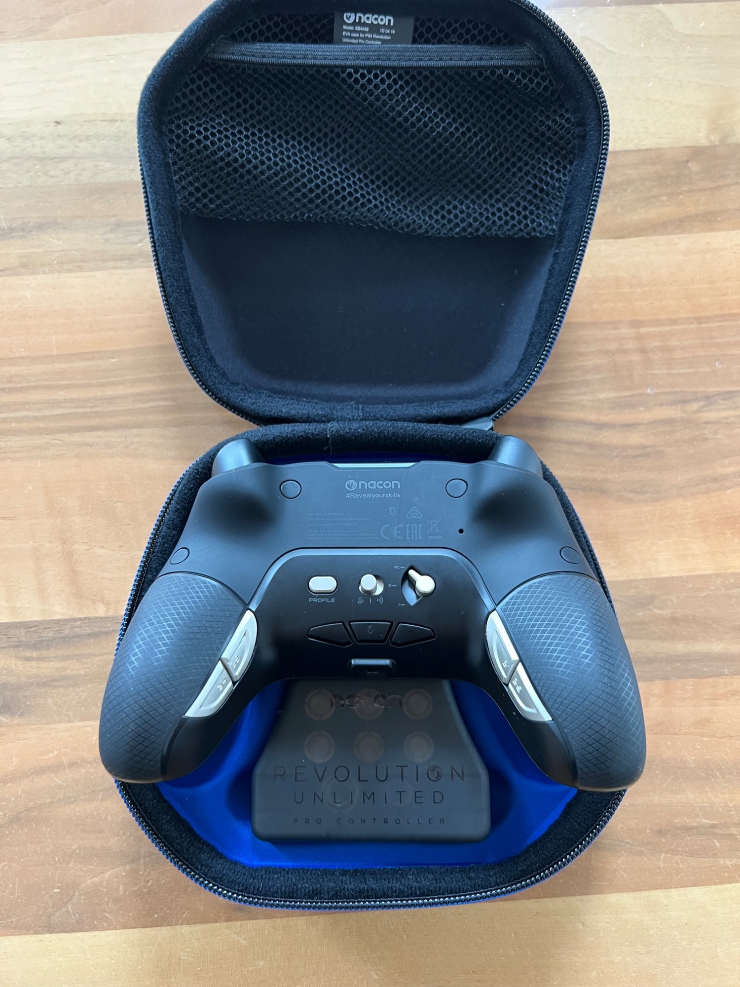 Produktbild Nacon Gaming Revolution Unlimited Pro Controller - Black (PS4)
