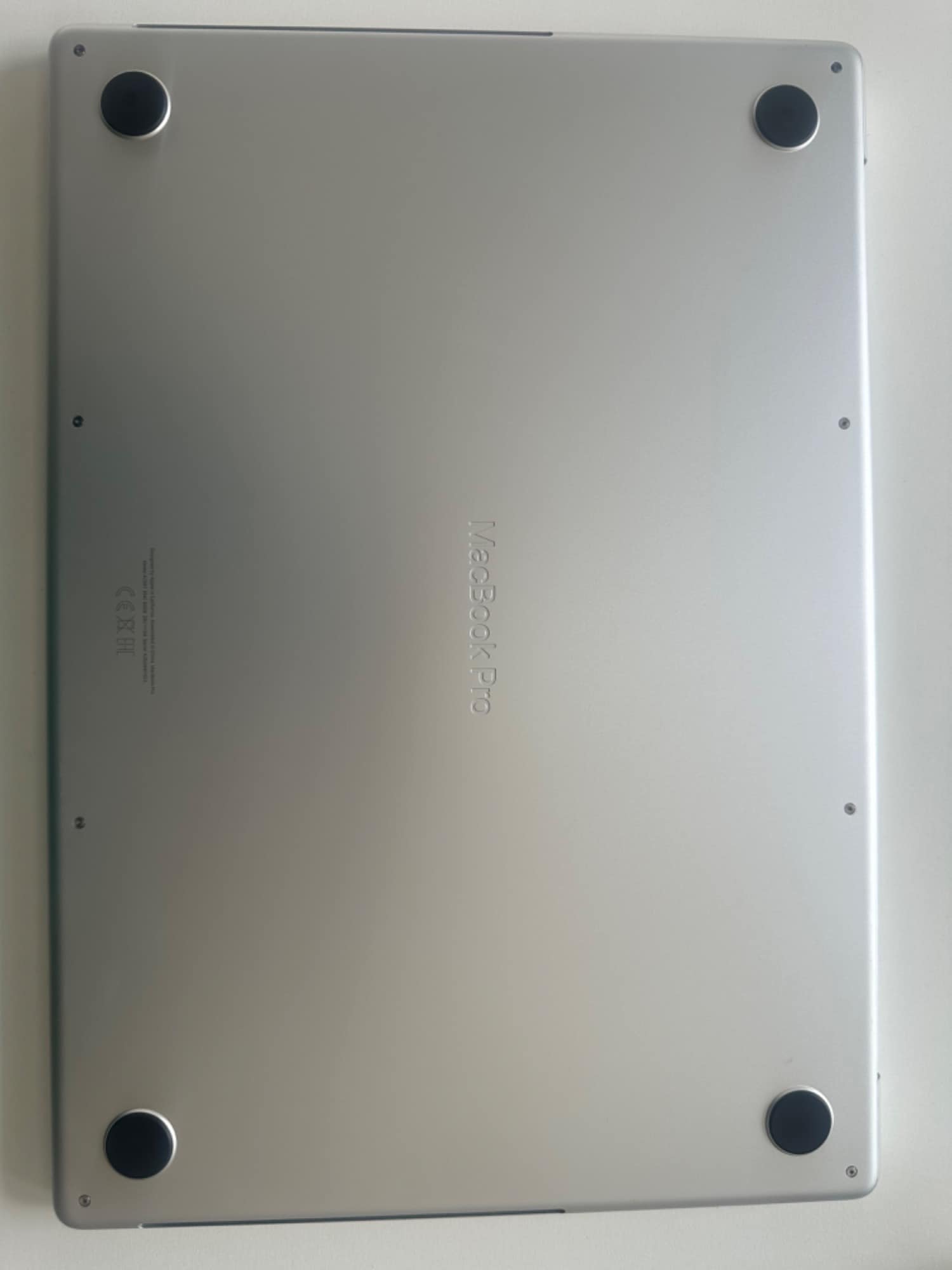 Actual product image Apple MacBook Pro - Late 2023 (16", M3 Pro, 18 GB, 512 GB, CH)