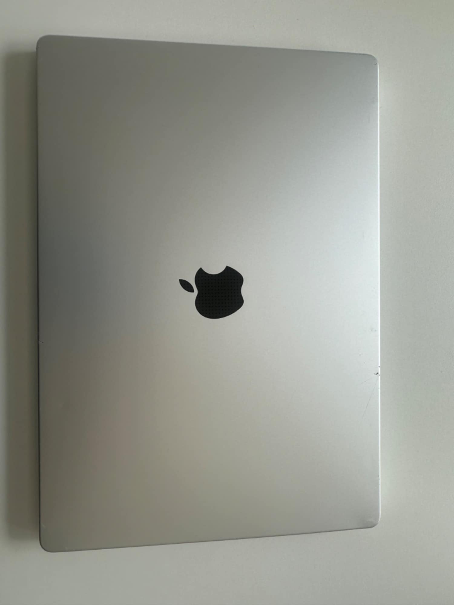 Actual product image Apple MacBook Pro - Late 2023 (16", M3 Pro, 18 GB, 512 GB, CH)