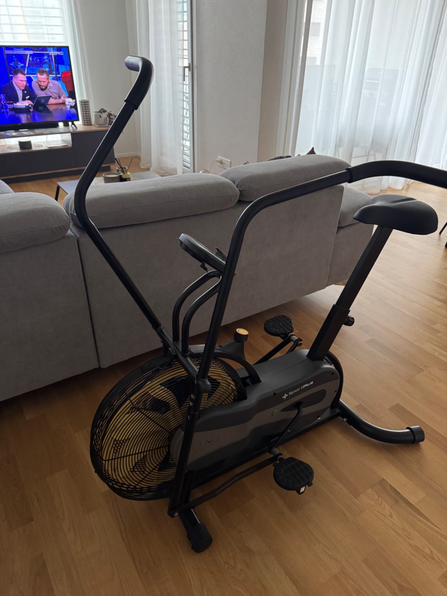 Actual product image Sportplus Air bike