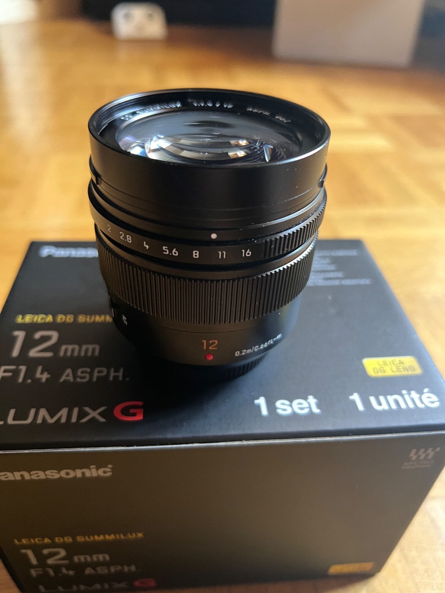 Produktbild Panasonic 12mm f/1.4 Leica DG Summilux ASPH. (Micro Four Thirds, Micro Four Thirds)