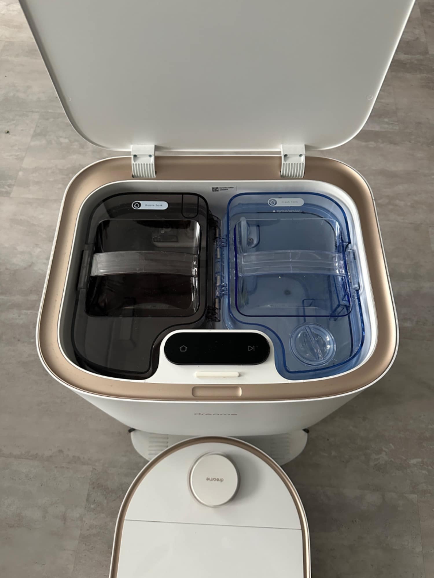 Produktbild Dreame W10 Pro (Saugwischroboter)