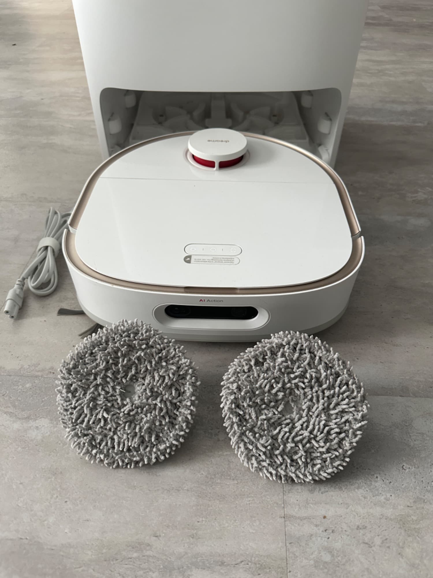 Produktbild Dreame W10 Pro (Saugwischroboter)